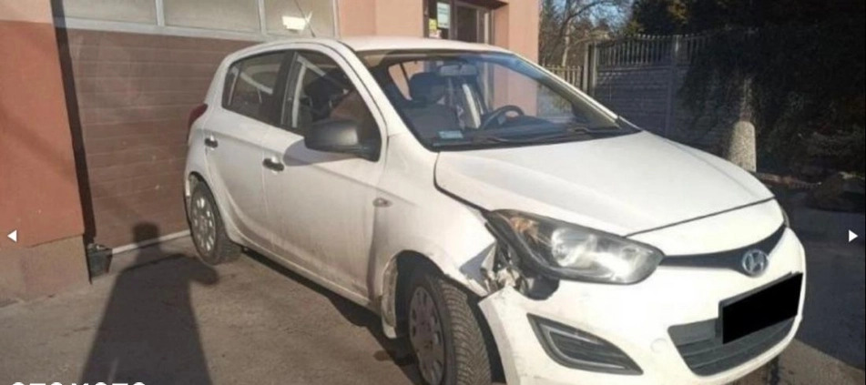 Hyundai i20 cena 10500 przebieg: 271000, rok produkcji 2014 z Warszawa małe 172